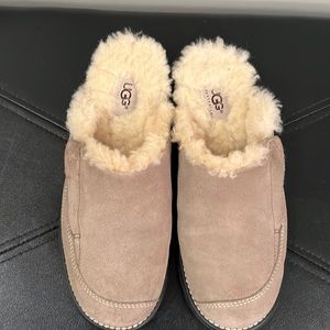 UGG Clogs